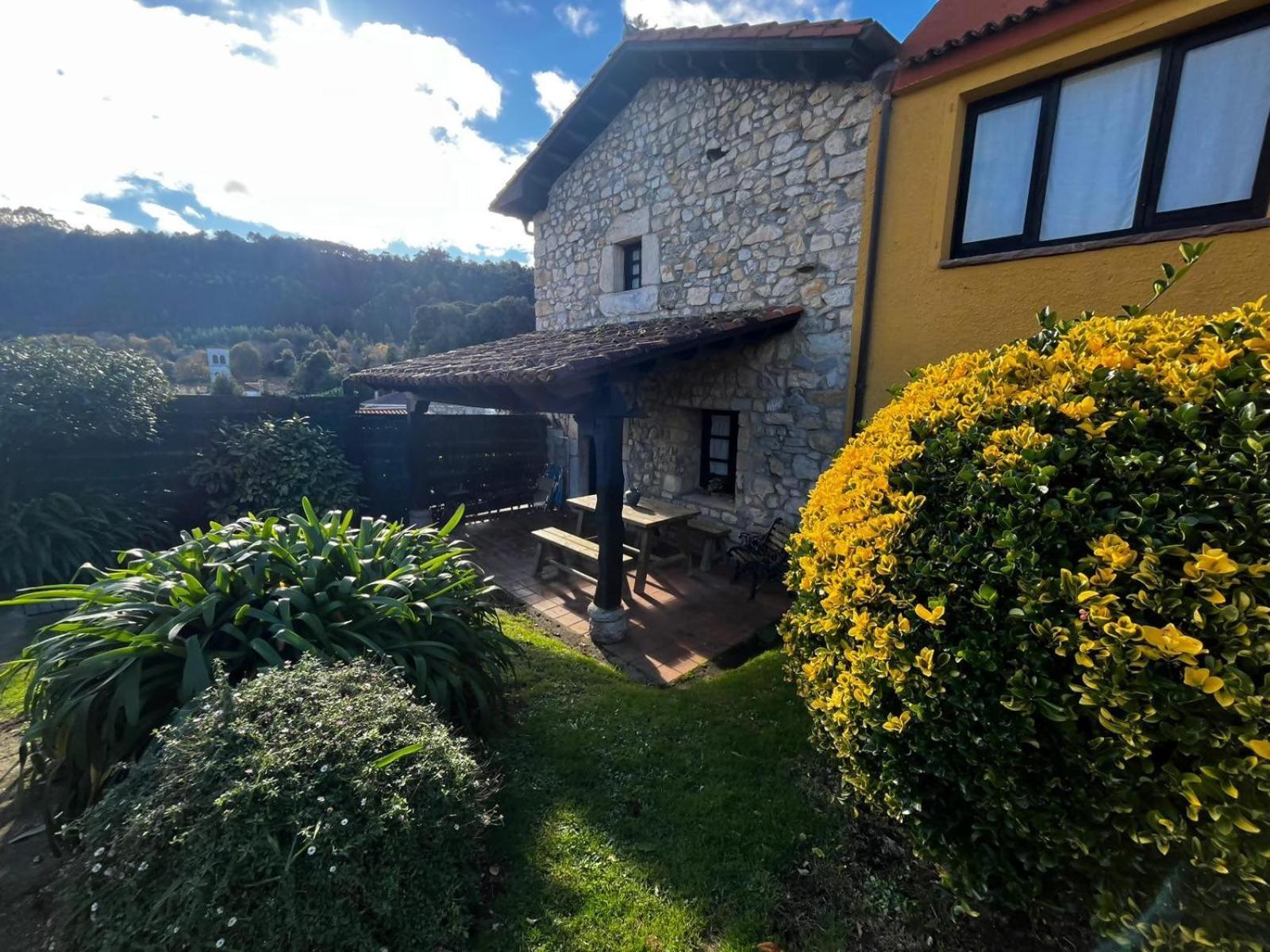 Vila Casa Lula 2 Pendueles Llanes Exteriér fotografie