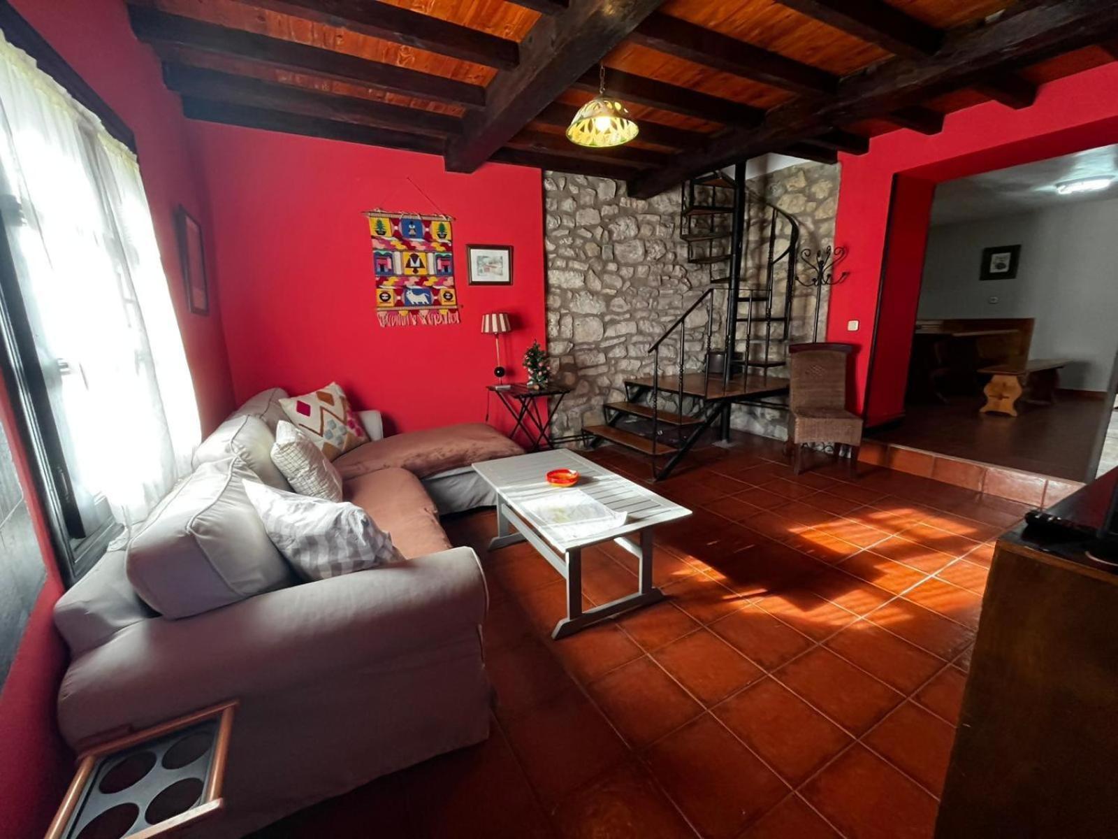 Vila Casa Lula 2 Pendueles Llanes Exteriér fotografie